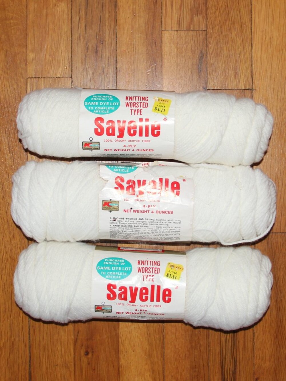 Sayelle Kmart Worsted Orlon Yarn White